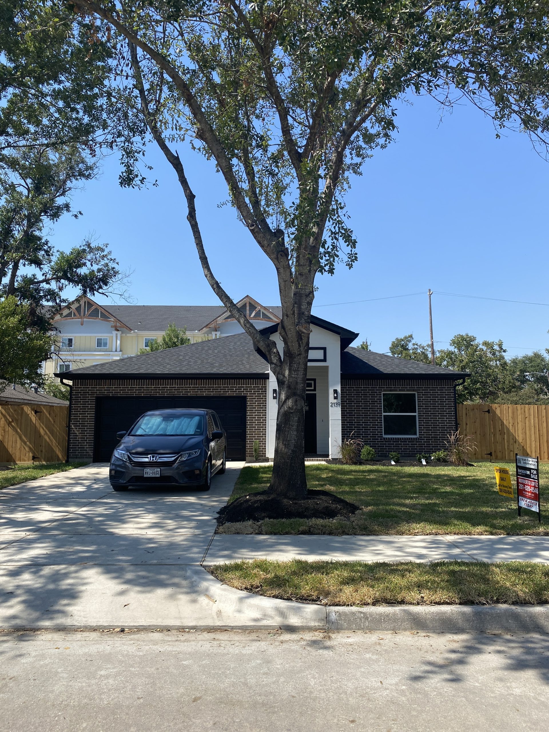 2139 Counter Point Dr, Houston, TX 77055 - How Blower Doors Work