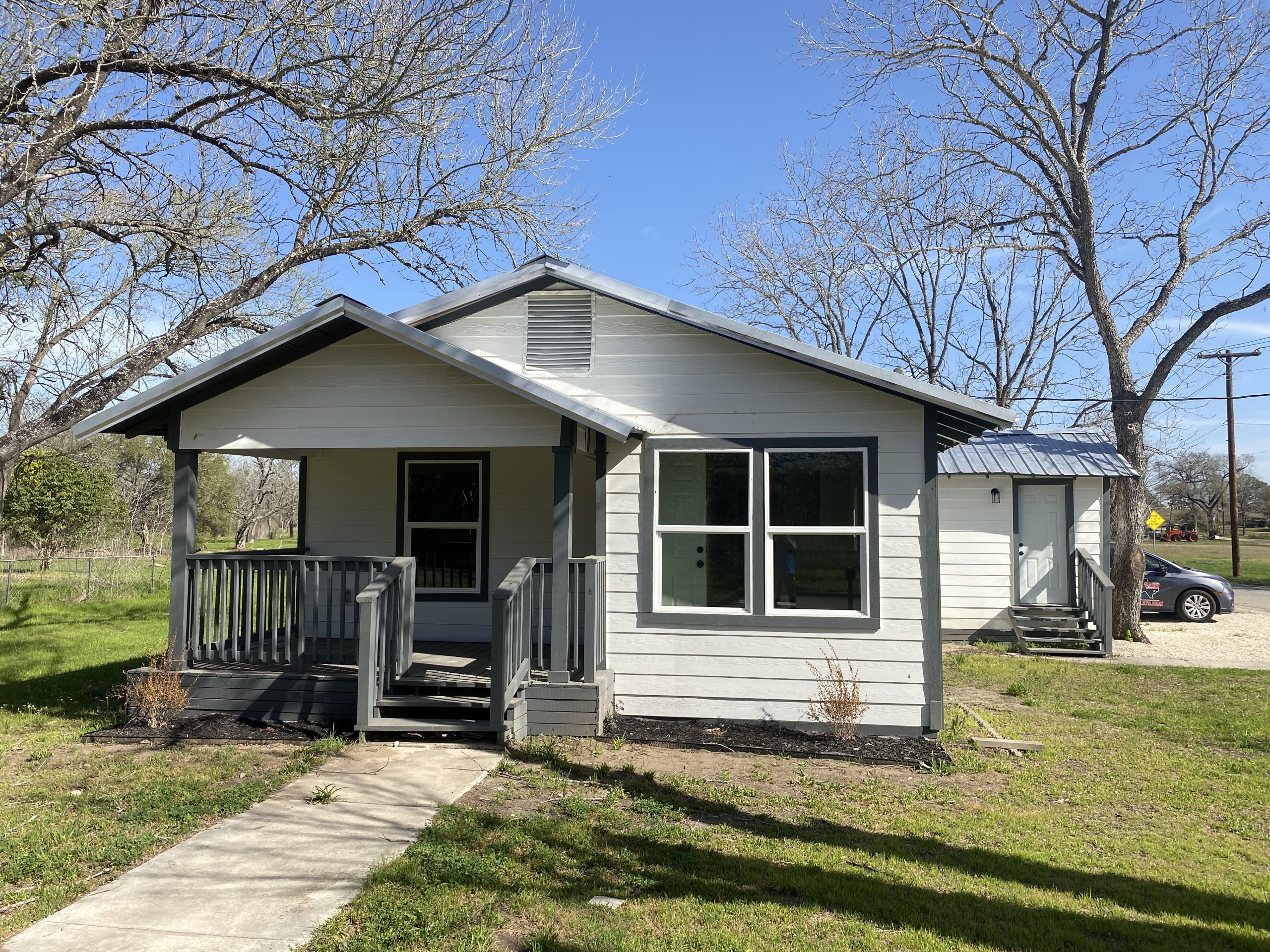 How Blower Doors Work - 335 E Newton St, Luling, TX 78648