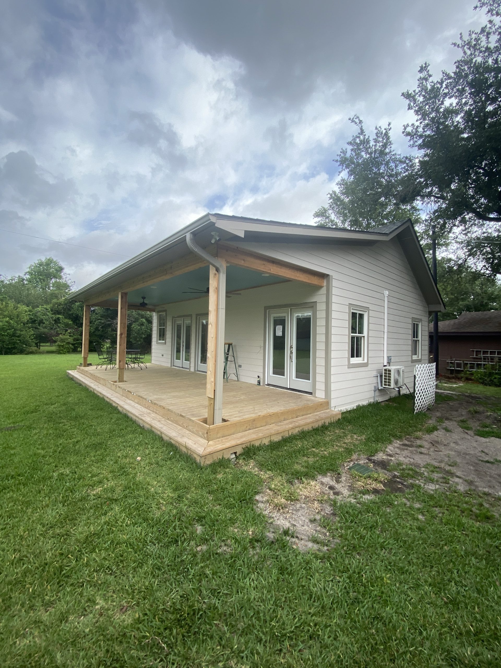 Minimizing Energy Losses in Ducts at 4407 Langtry Ln, Houston, TX 77041