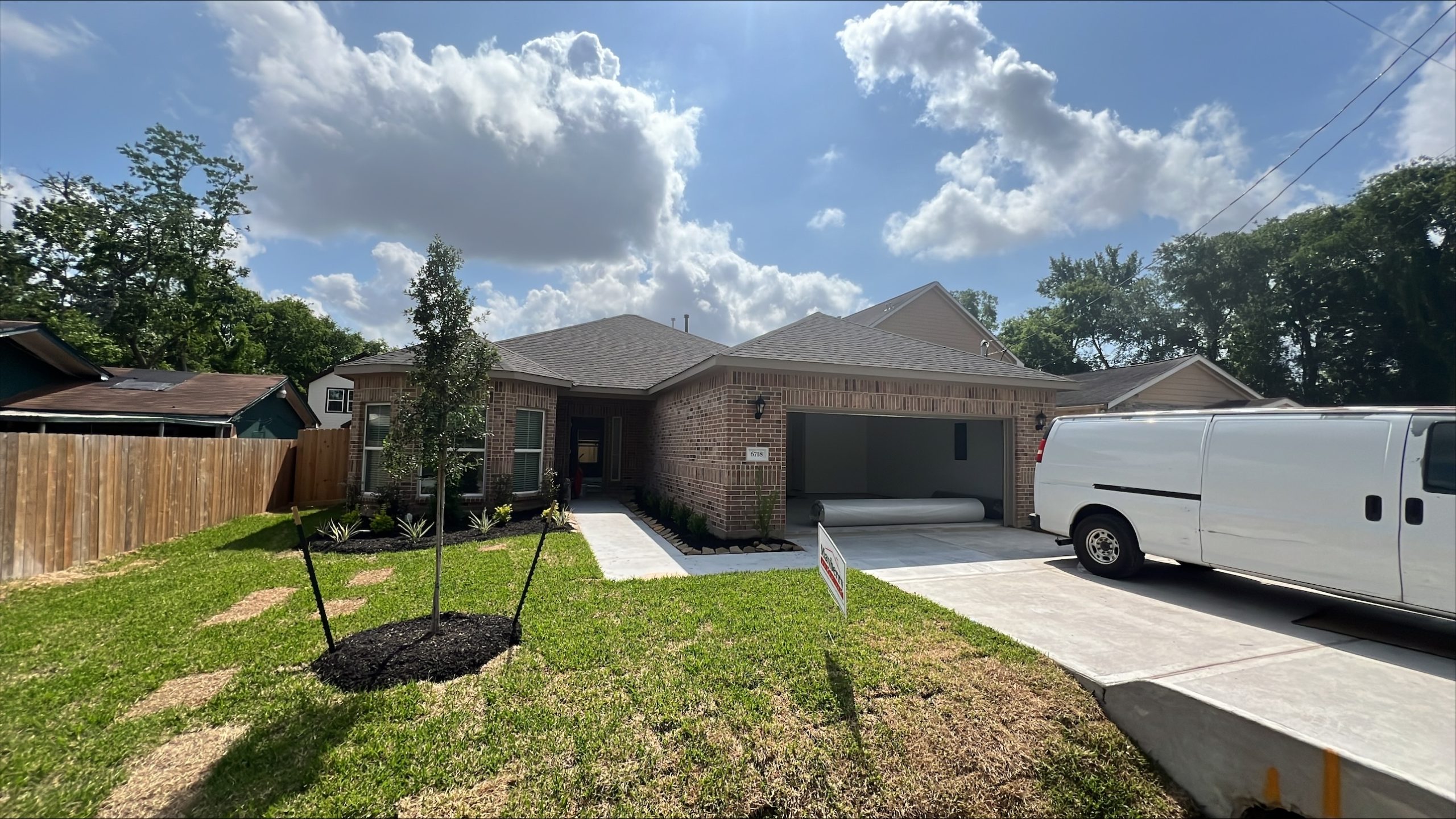 Minimizing Energy Losses in Ducts at 6718 Utah St, Houston, TX 77091